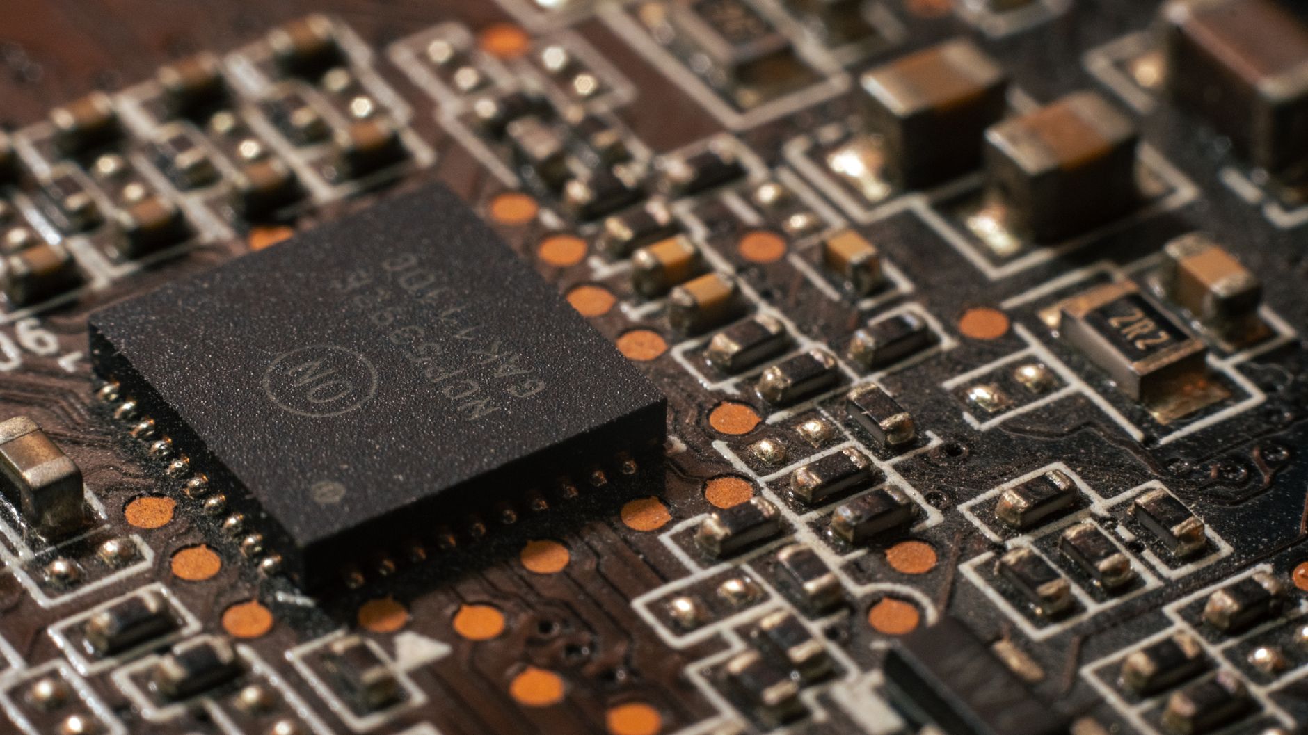 AI chip financing deal
