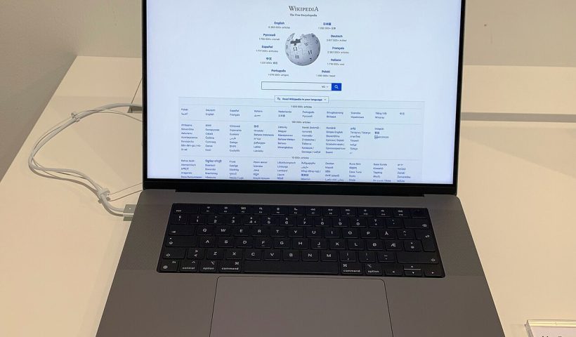 Apple MacBook Pro M6