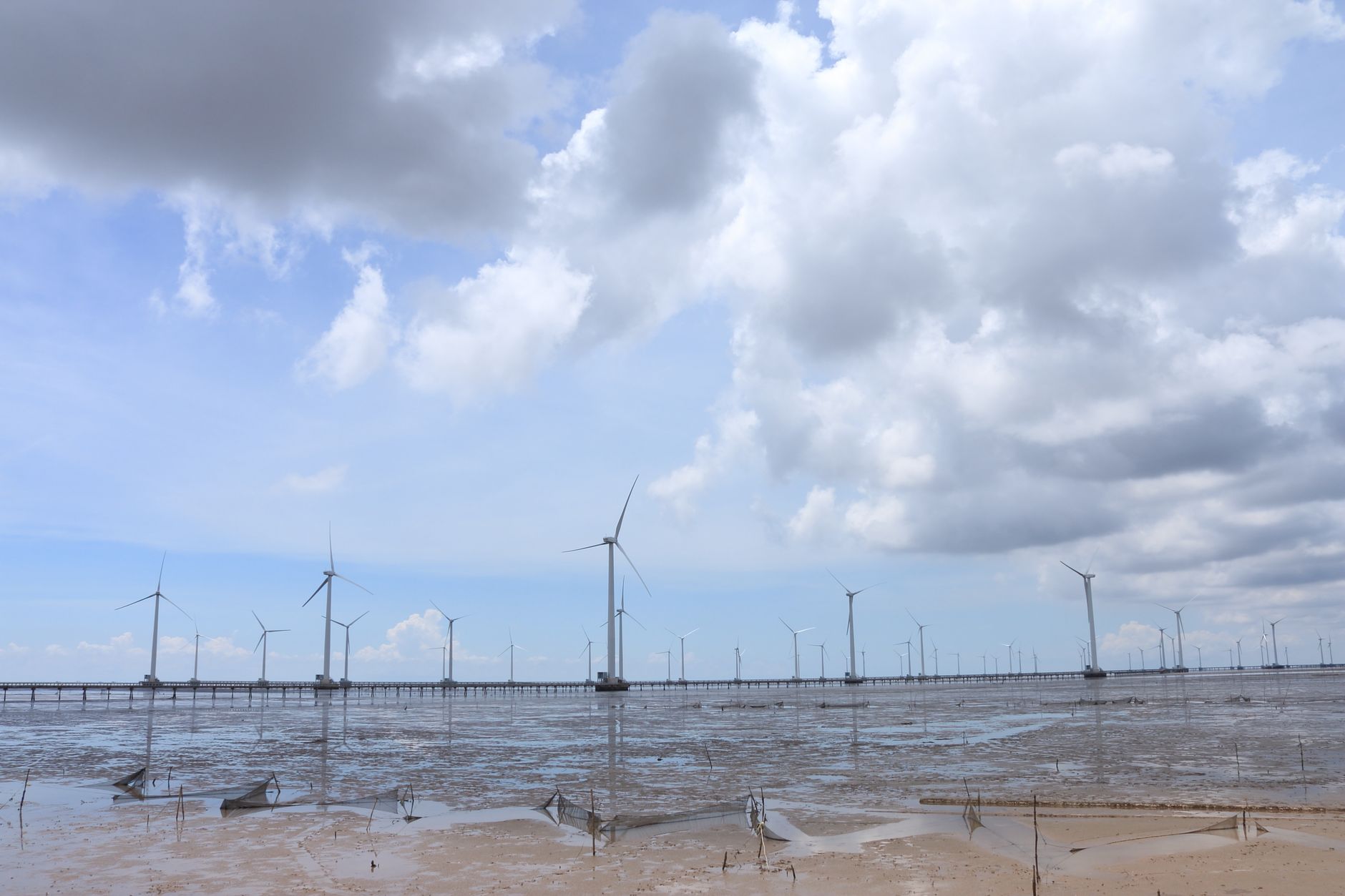 commercial hybrid offshore wind