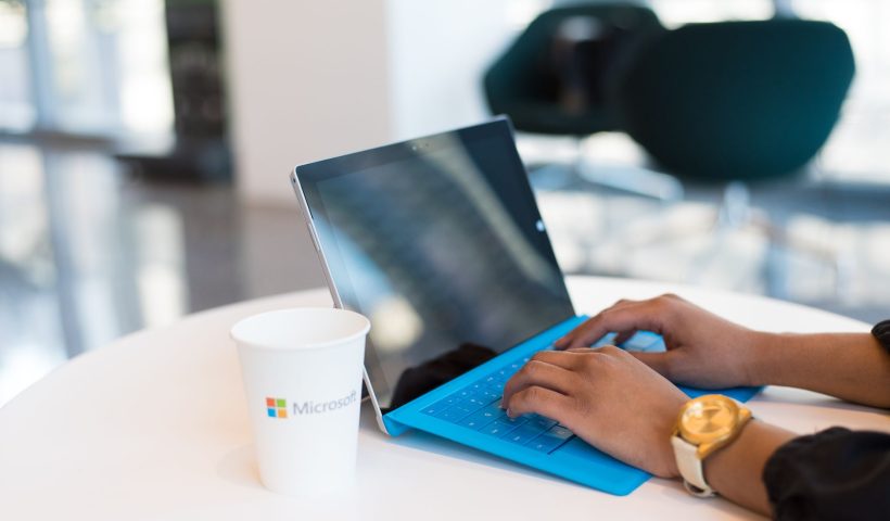 Microsoft Surface Laptop